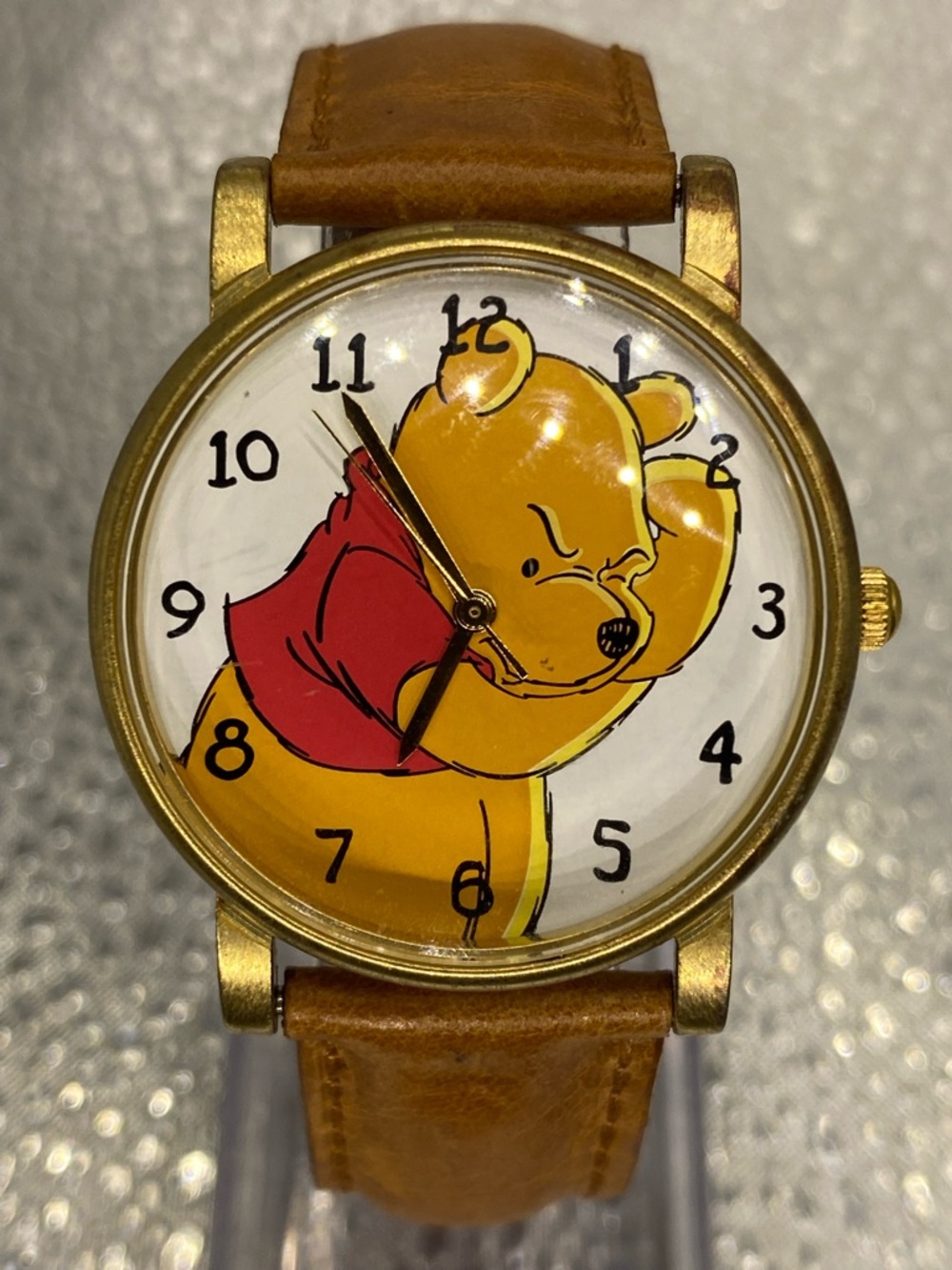 Men’s ^^^ Disney * Winnie  the Pooh Illustration Gold-Tone Watch ***